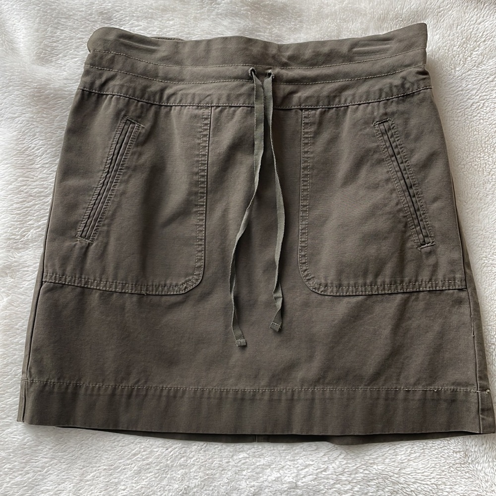 J. Crew Green Khaki Tie-Waste Mini Skirt - size 0